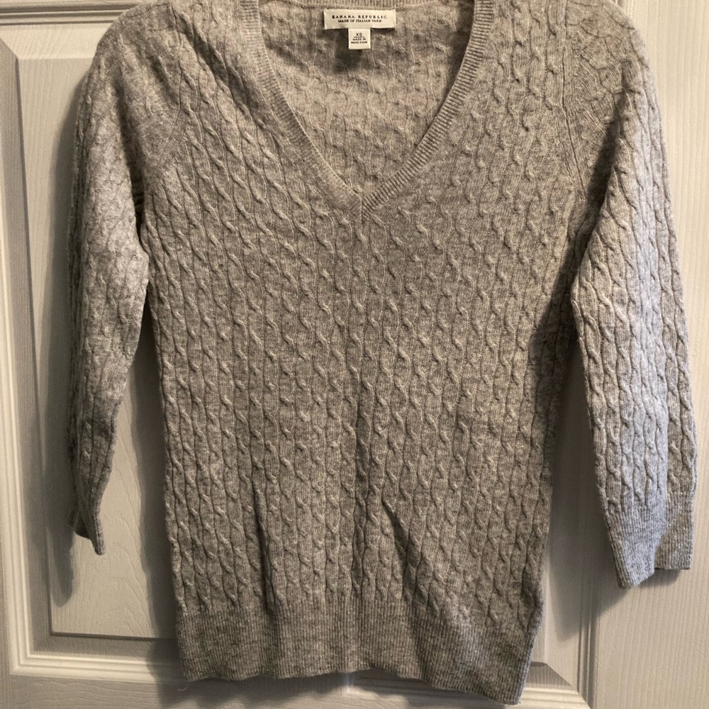 Banana Republic Gray V-Neck Cable Knit Sweater womens XS